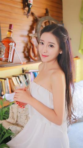 美丽小蜜桃