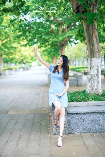 雏鸟幼儿小学生张婉莹,女大学生的沙龙室