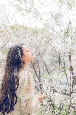 图书馆的女友,欧洲尺码日本尺码专线图片